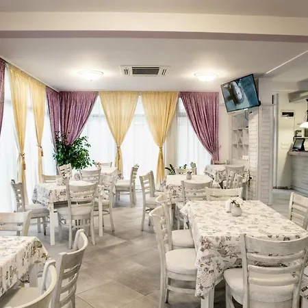 Astrea Deluxe 3*