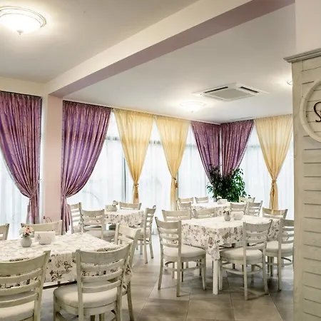 Hotel Astrea Deluxe Hisarya
