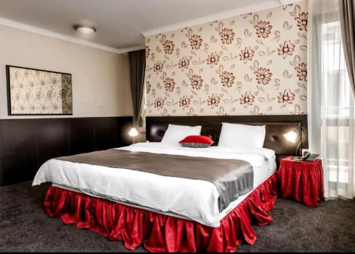 Хотел Astrea Deluxe 3*